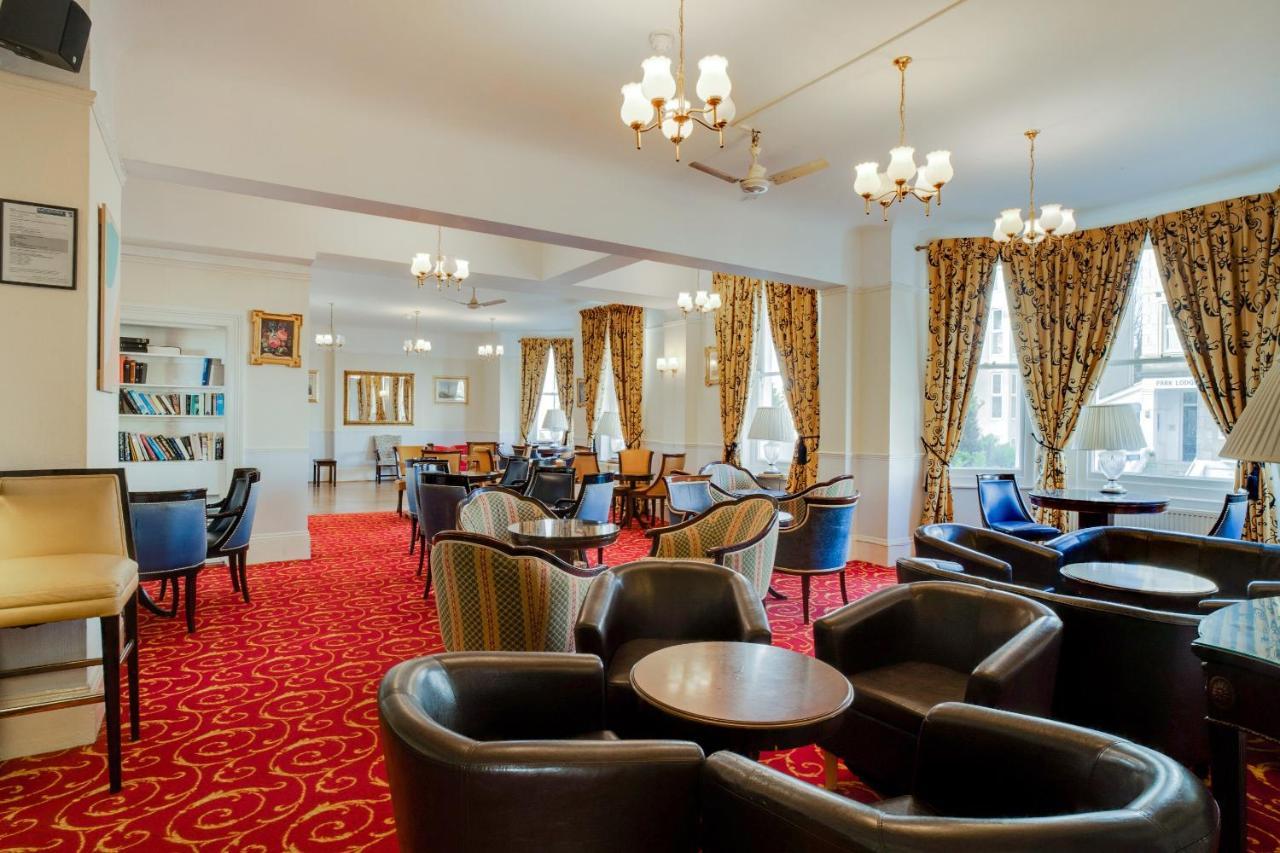 Oyo The Palm Court Hotel Eastbourne Kültér fotó