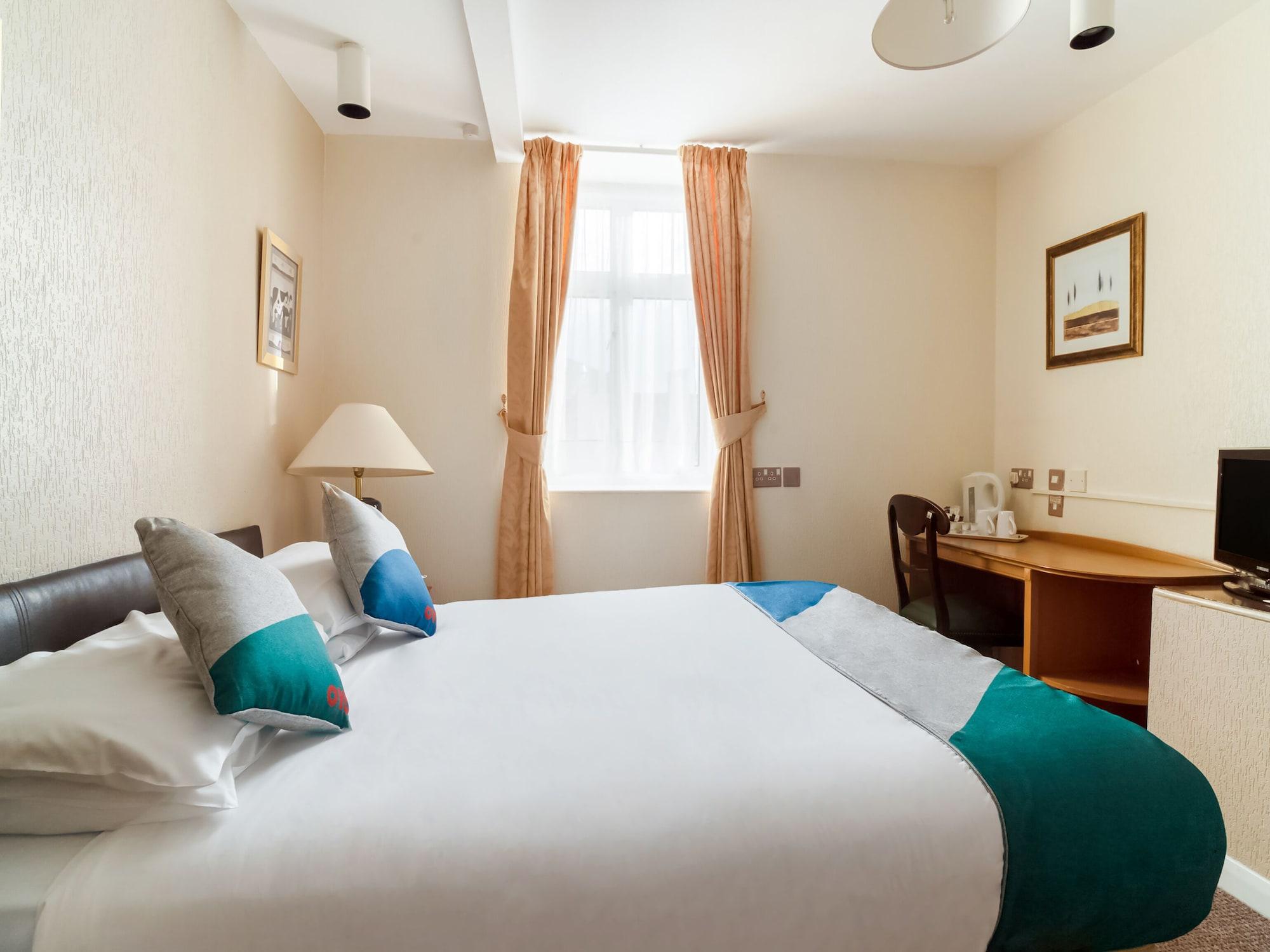 Oyo The Palm Court Hotel Eastbourne Kültér fotó