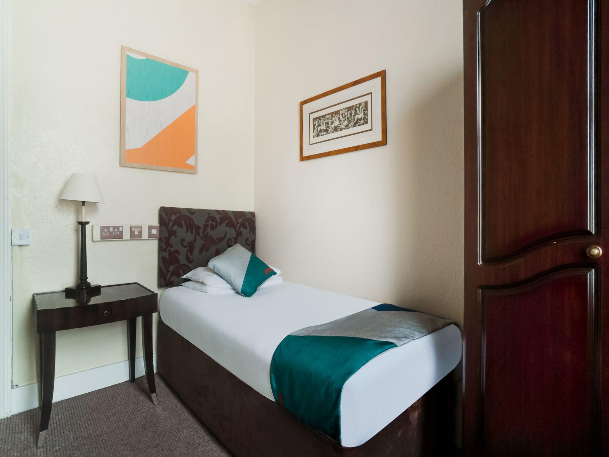 Oyo The Palm Court Hotel Eastbourne Kültér fotó