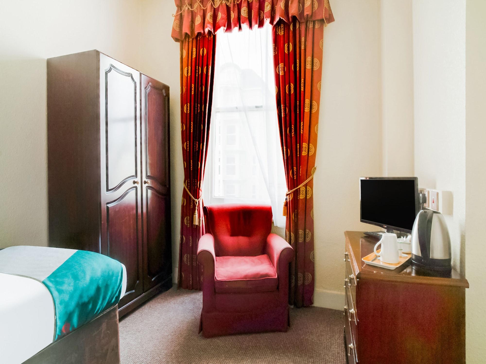 Oyo The Palm Court Hotel Eastbourne Kültér fotó