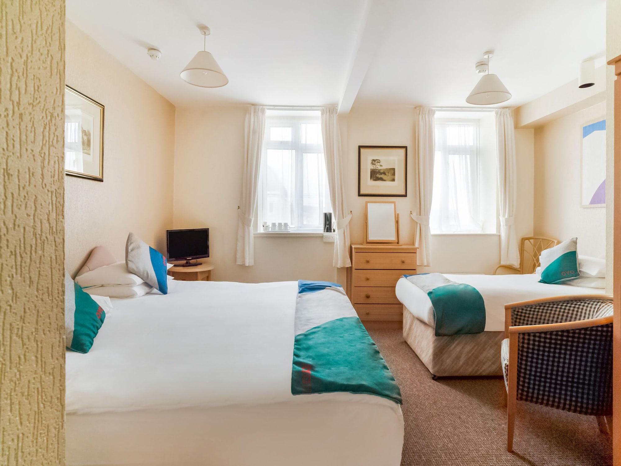 Oyo The Palm Court Hotel Eastbourne Kültér fotó