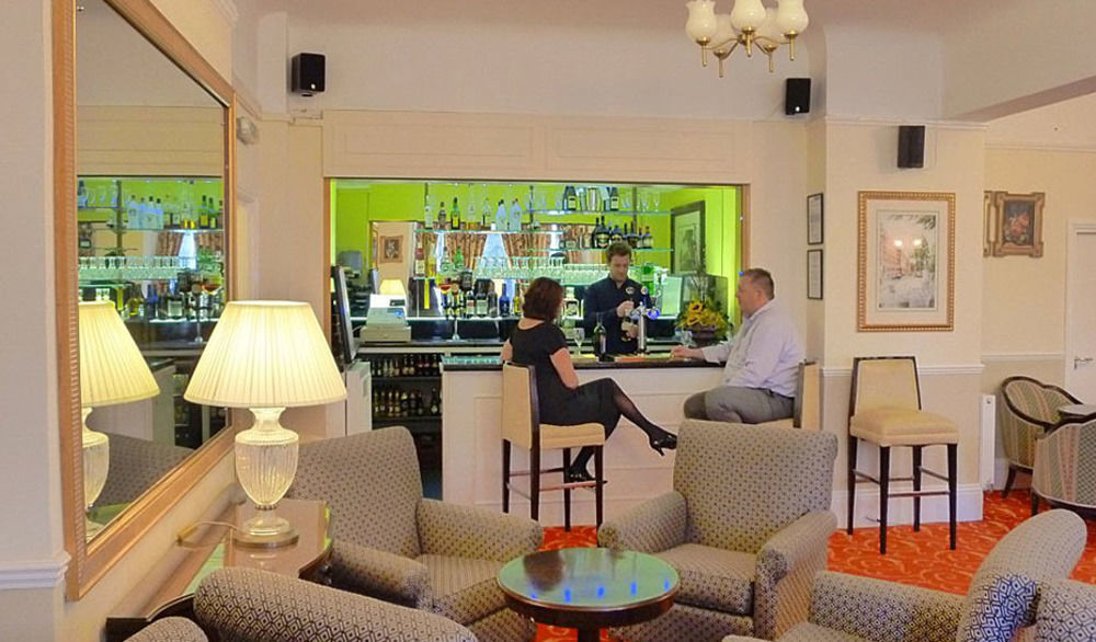 Oyo The Palm Court Hotel Eastbourne Kültér fotó