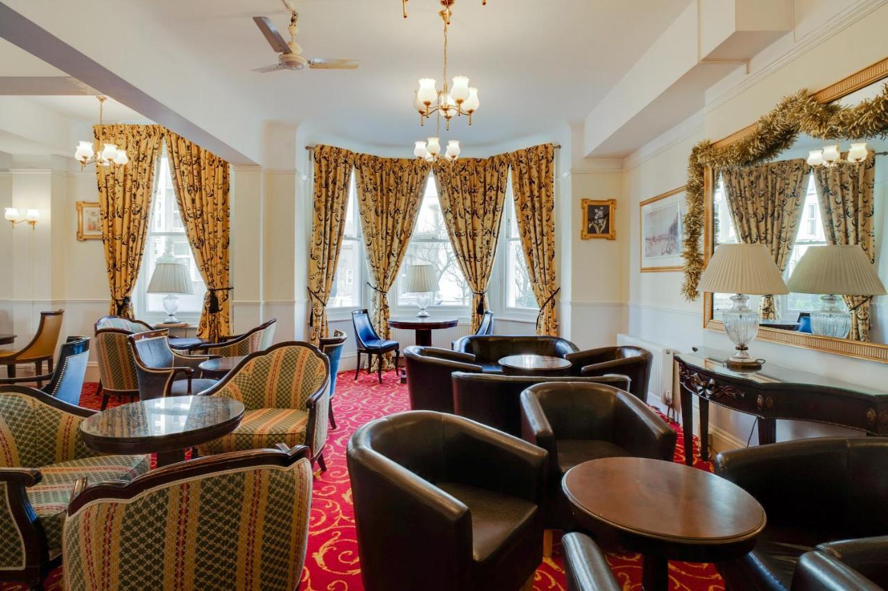 Oyo The Palm Court Hotel Eastbourne Kültér fotó