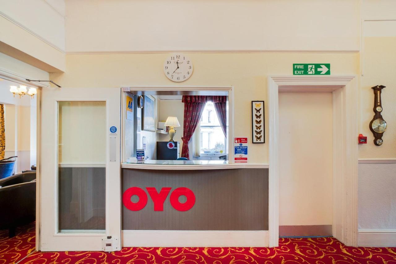 Oyo The Palm Court Hotel Eastbourne Kültér fotó